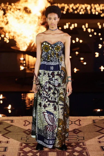 Look 51